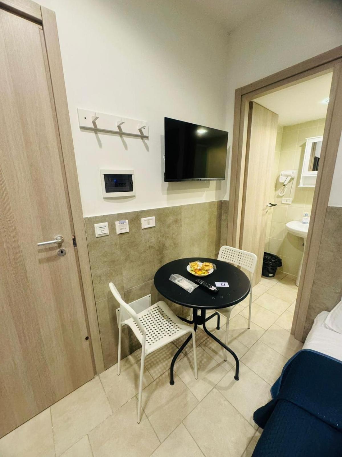 Aparthotel Terrazza Miracoli Napoli Exterior foto